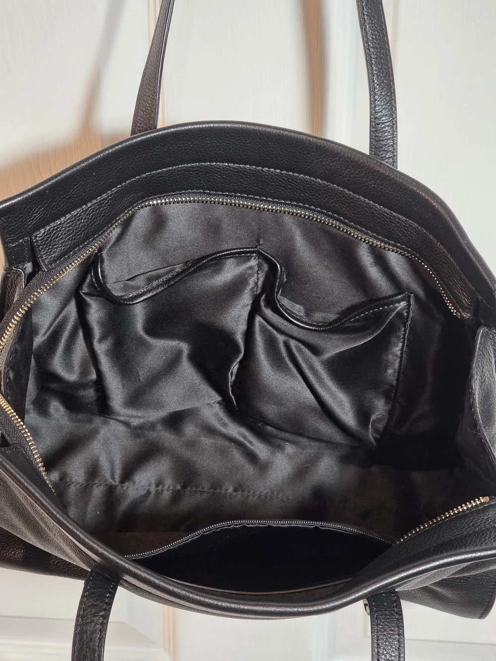 T Tahari Handbag Sienna Black Pebbled Leather Shoulder Bag Purse